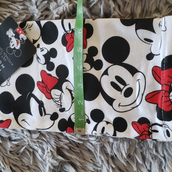 Disney Classic Mickey and Minnie Cotton Kitchen Towel Set - Picture 6 of 8